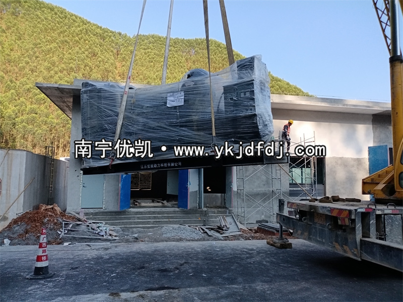 2022年12月15日，120kw-500kw上柴發(fā)電機組某高速公路安裝現(xiàn)場