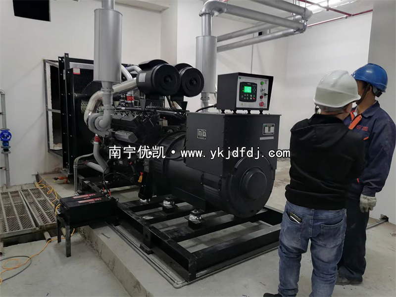 2023年11月17日，河池宜州項目550kw凱普柴油發(fā)電機組安裝調(diào)試