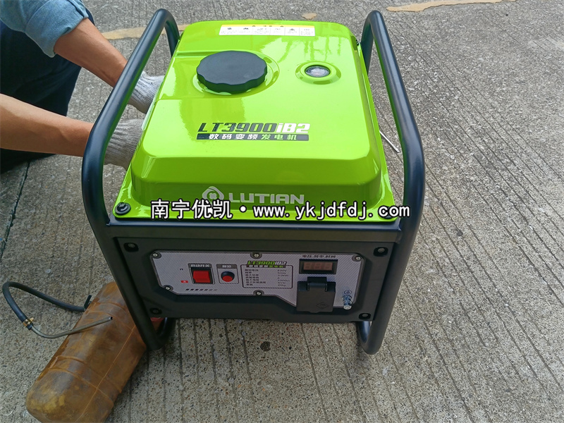 2024年11月4日，3kw汽油變頻發(fā)電機試機發(fā)貨南寧周邊